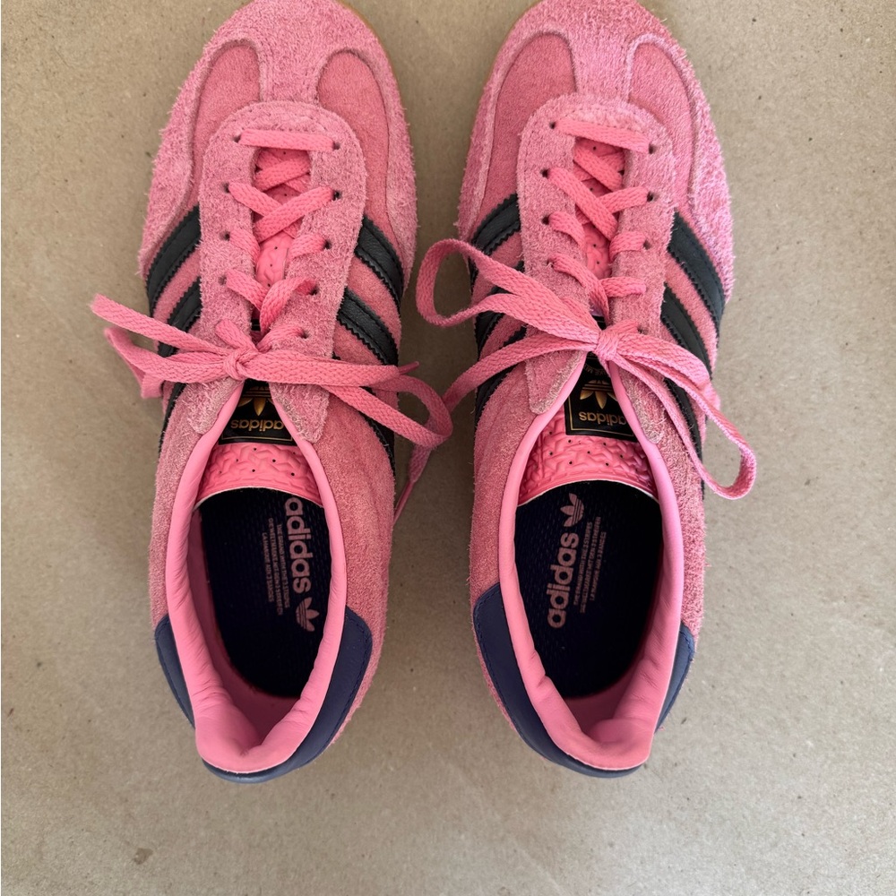 Adidas Pink Sneakers for Everyday Comfort